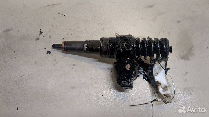 Форсунка топливная Skoda Fabia