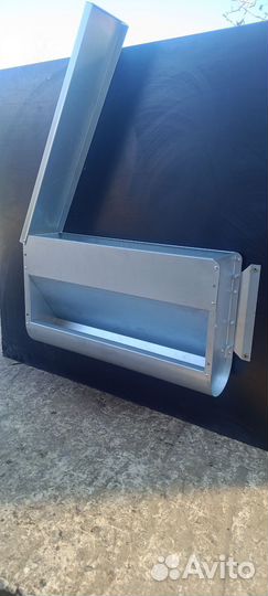 Бункерные кормушки для кур