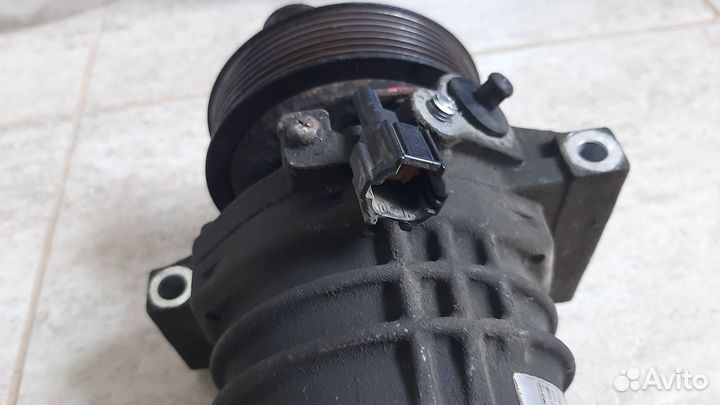 Компрессор кондиционера Ниссан под восстановление