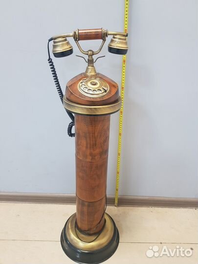 Напольный ретро телефон