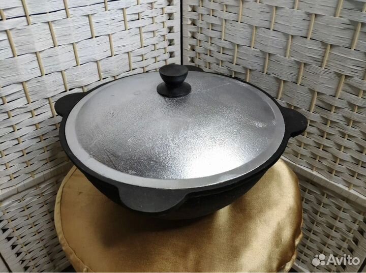 Казан чугунный