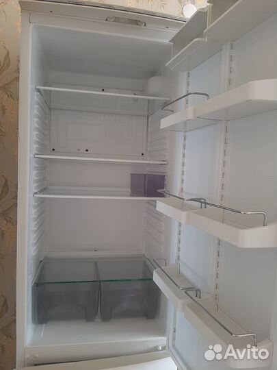 Продам холодильник бу