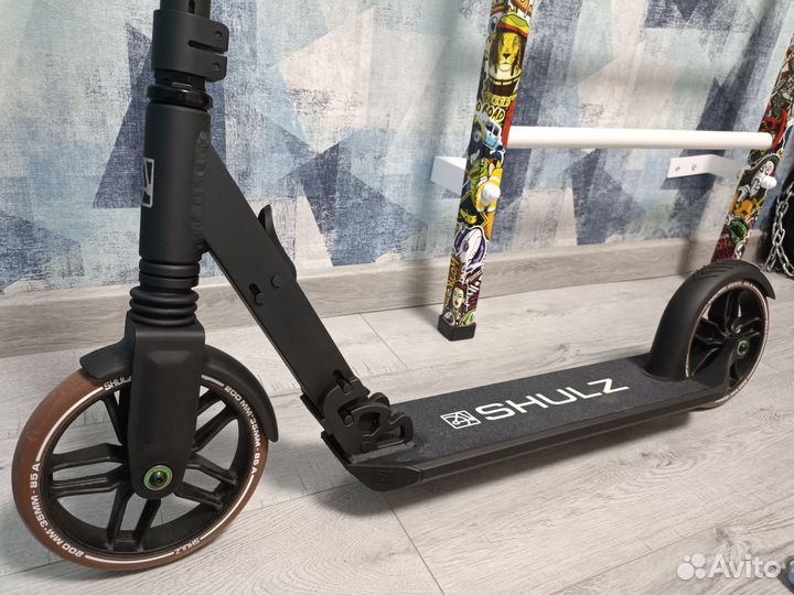 Самокат schulz 200 pro black