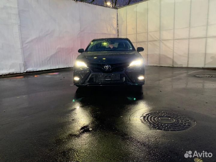 Toyota Camry 2.0 CVT, 2023