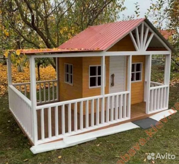 Детский игровой домик из дерева