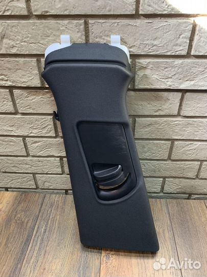 Audi Q5 8R RS Обшивка стойки LH RH