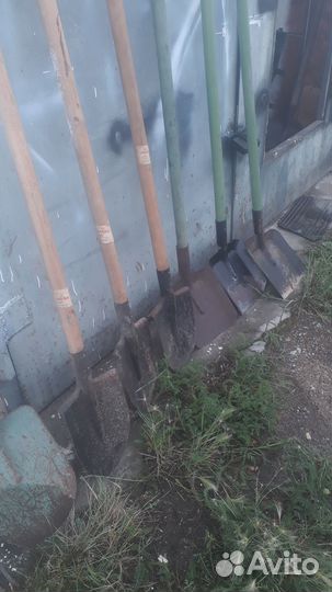Лопаты, грабли