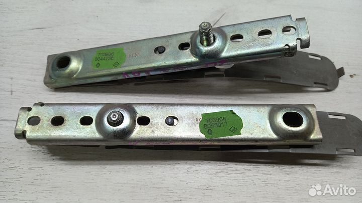 Механизм регулировки ремня безопасности Renault