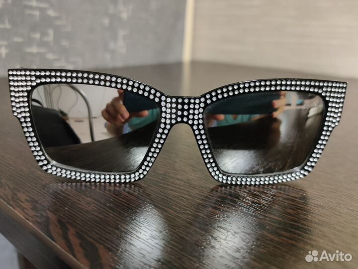 Солнцезащитные очки женские