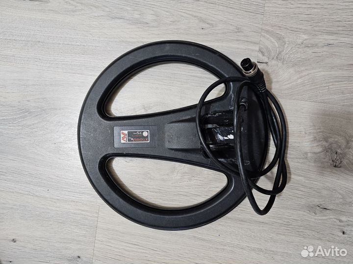 Металлоискатель Minelab X-Terra 705