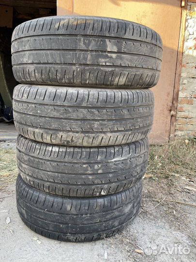 Yokohama BluEarth-ES ES32 A 215/60 R16