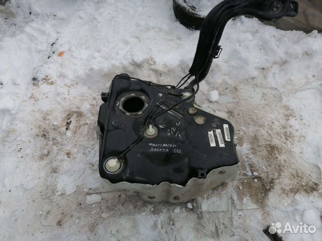 Топливный бак Volkswagen Jetta