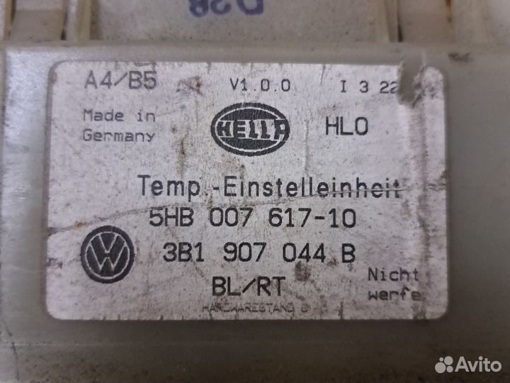 Блок управления климатом VW Passat B5, 5hb00761710