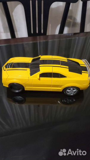 Трансформер Бамблби