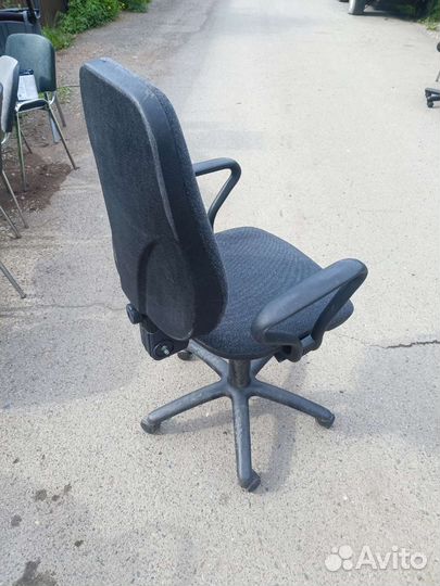 Компьютерное кресло