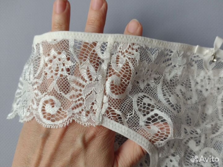 Новые женские белые кружевные трусы M/46 dkny