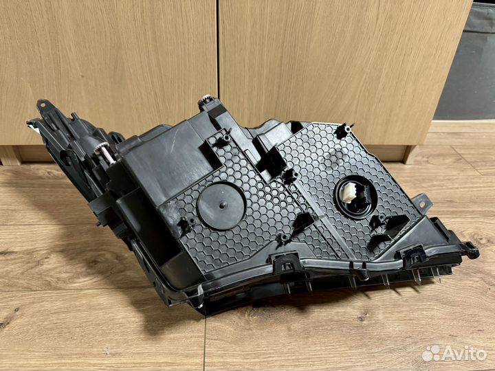 Фаpa левaя Lexus RX 200t 300 350 2015-2019