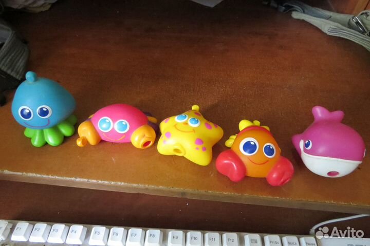 Игрушка - набор морских животных для купания