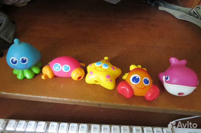 Игрушка - набор морских животных для купания