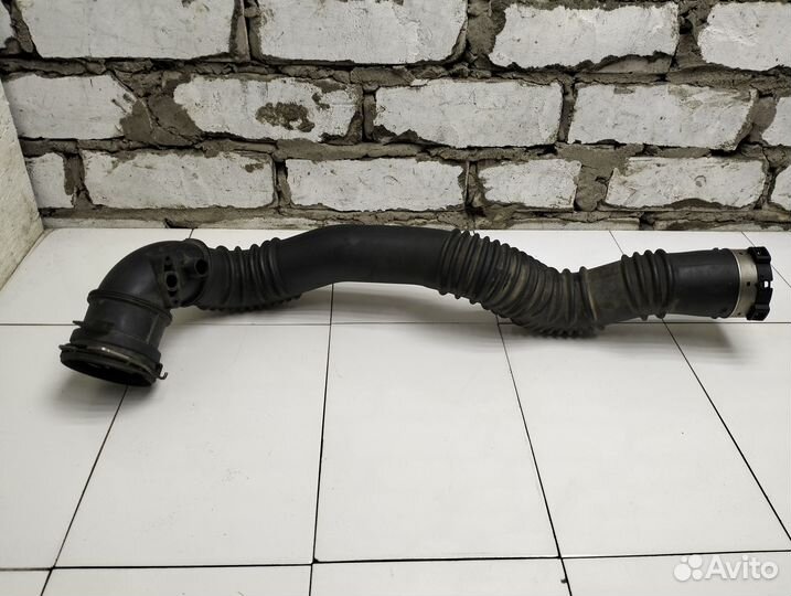 Патрубок интеркулера BMW 5 F10