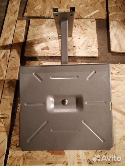 Держатель для телевизора на стену