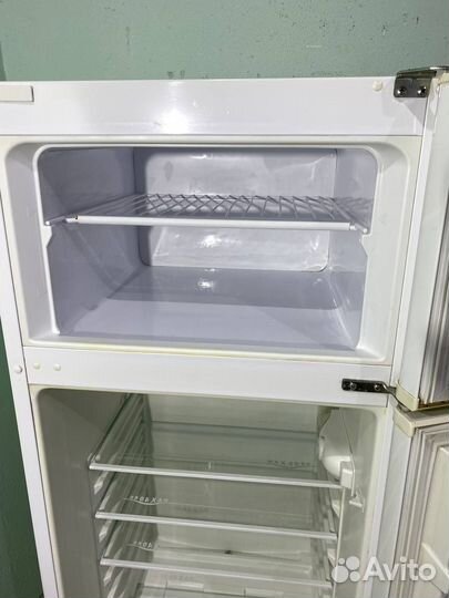 Холодильник Zanussi