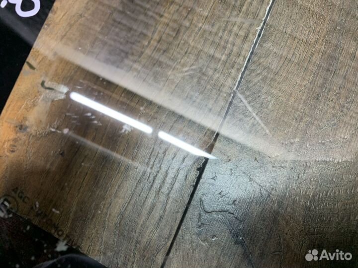 Renault Duster Стекло кузовное глухое LH