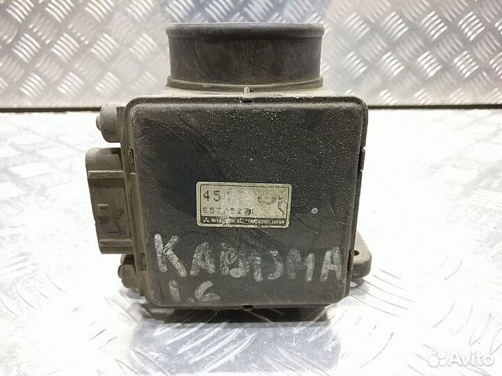 Датчик массового расхода воздуха Carisma (95-03) б