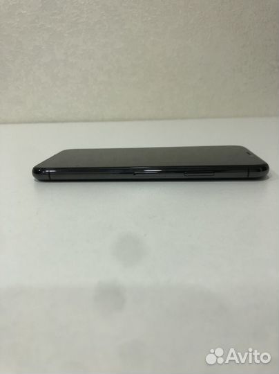 iPhone X, 64 ГБ