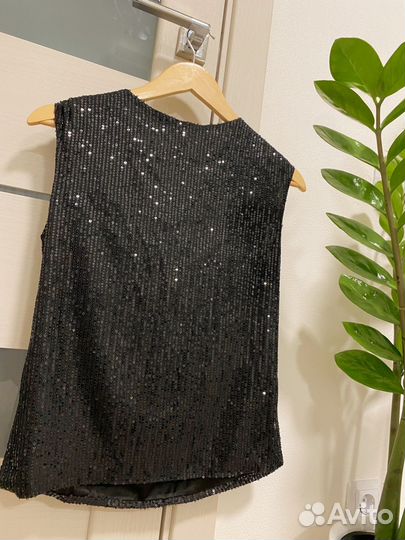 Кофточка с пайетками