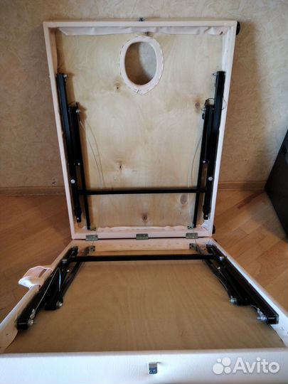 Массажный стол складной с вырезом