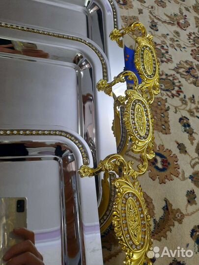 Набор подносов