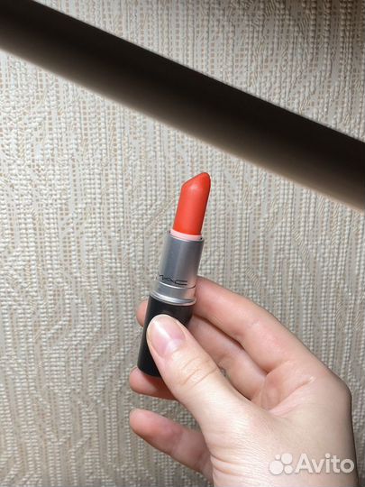 Помада retro matte mac dangerous