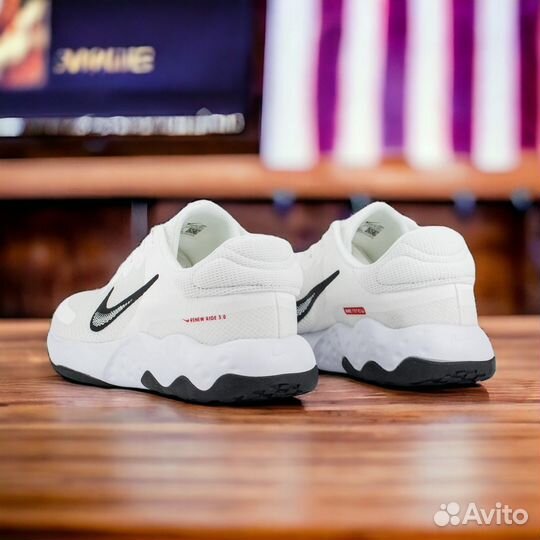 Кроссовки мужские Nike Renew Ride 3