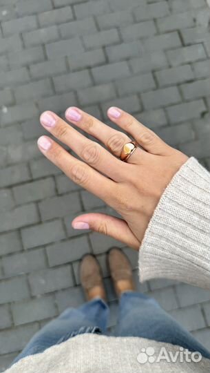 Кольцо печатка женское