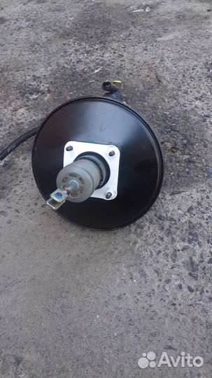 Усилитель вакуумный Renault Duster