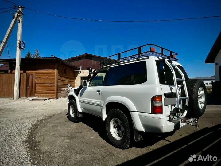 Nissan Safari 3.0 AT, 2000, 297 000 км