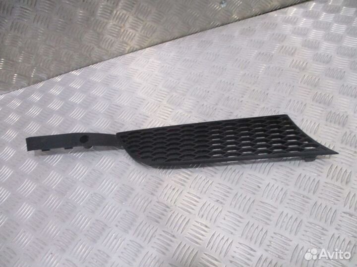 Накладка решетки радиатора Mercedes-Benz A97288804