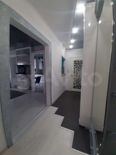 3-к. квартира, 65 м², 9/9 эт.