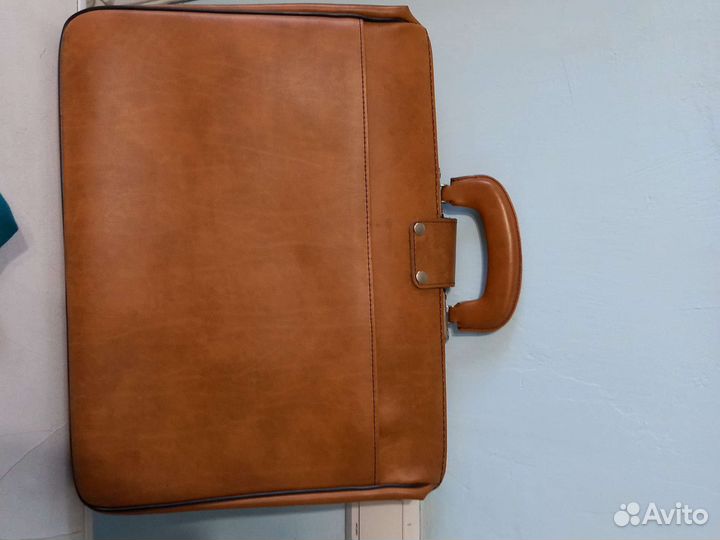 Портфель мужской