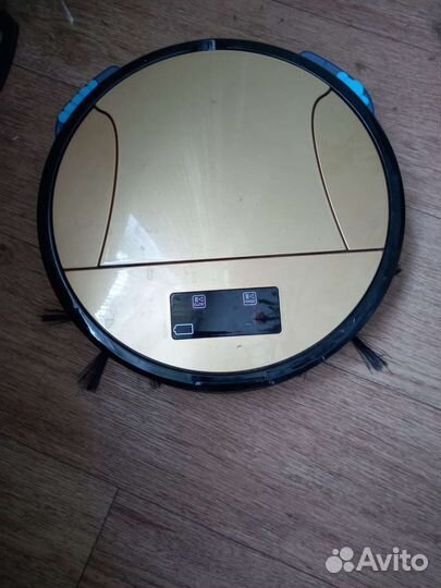 Робот пылесос новый
