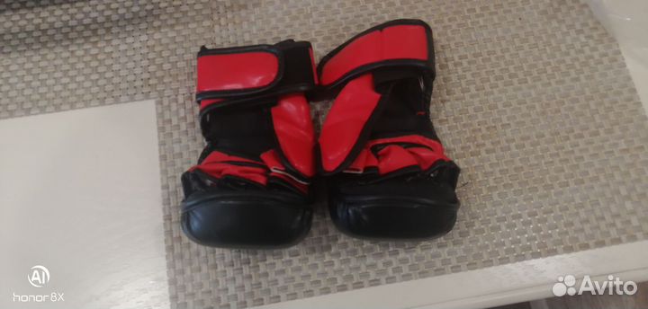 Перчатки для единоборств+бинты