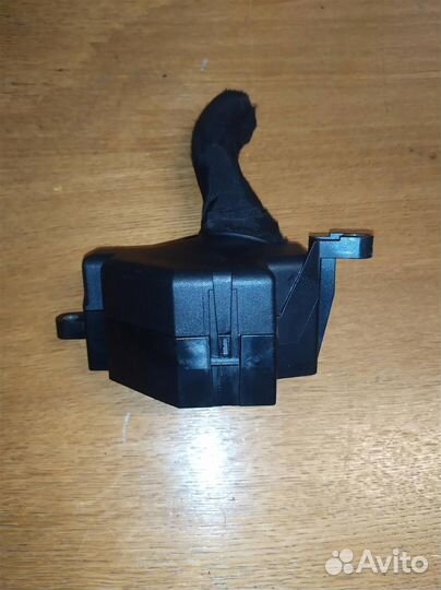 Блок предохранителей VW Passat B6