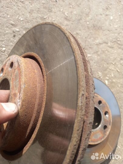 Тормозные диски Лада Веста