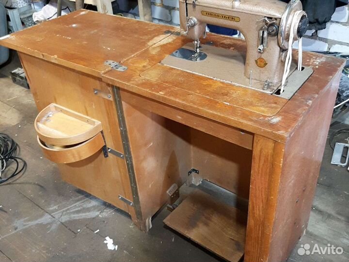 Швейная машинка ножная подольск