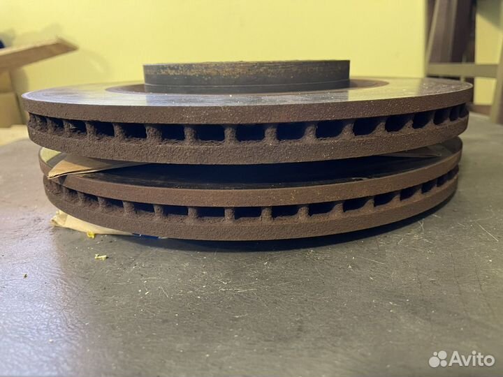 Тормозные диски на infiniti QX70