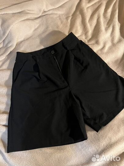 Шорты бермуды женские