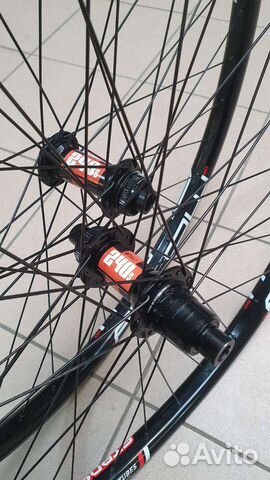 Колеса на топовых втулках DT Swiss 240