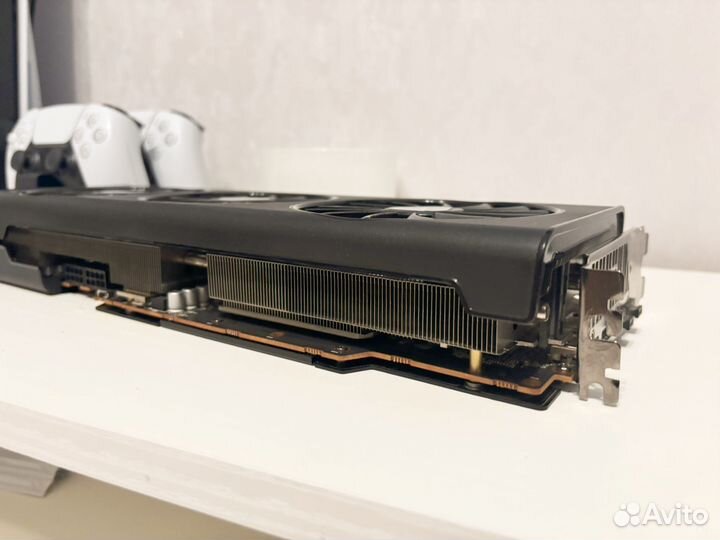 Видеокарта XFX RX6800XT 16gb