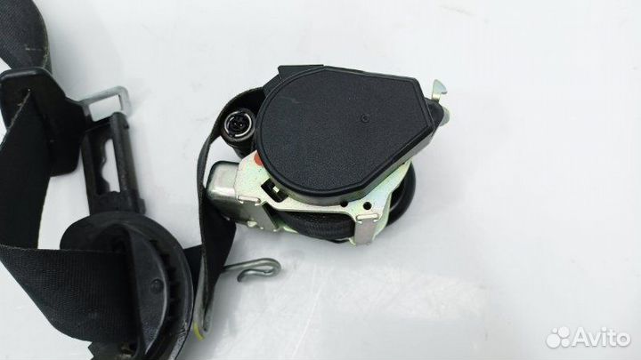 Ремень безопасности передний левый с пиропатроном